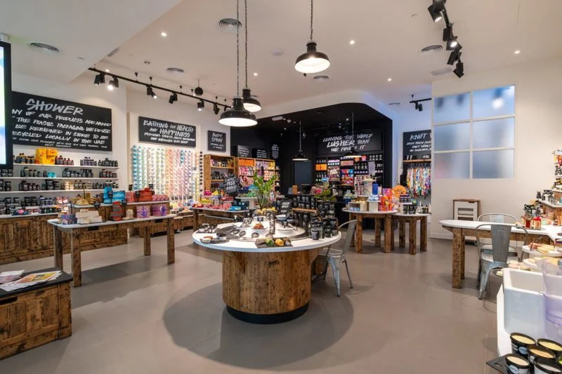 Lush - Manar Mall - photo 4