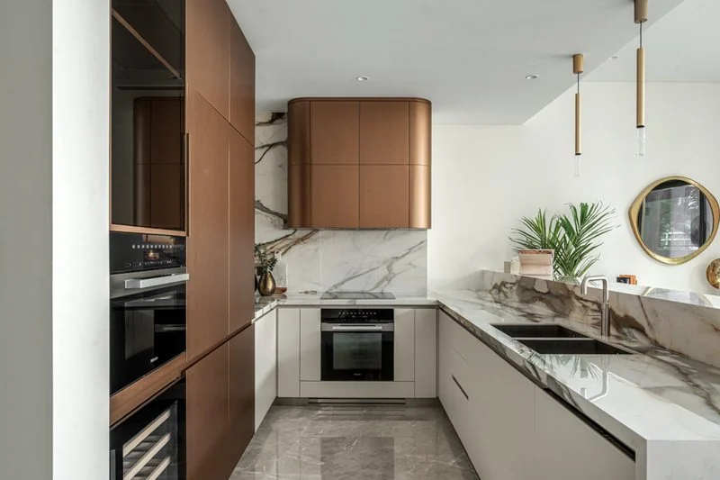 A Sanctuary in the City Home - photo 5